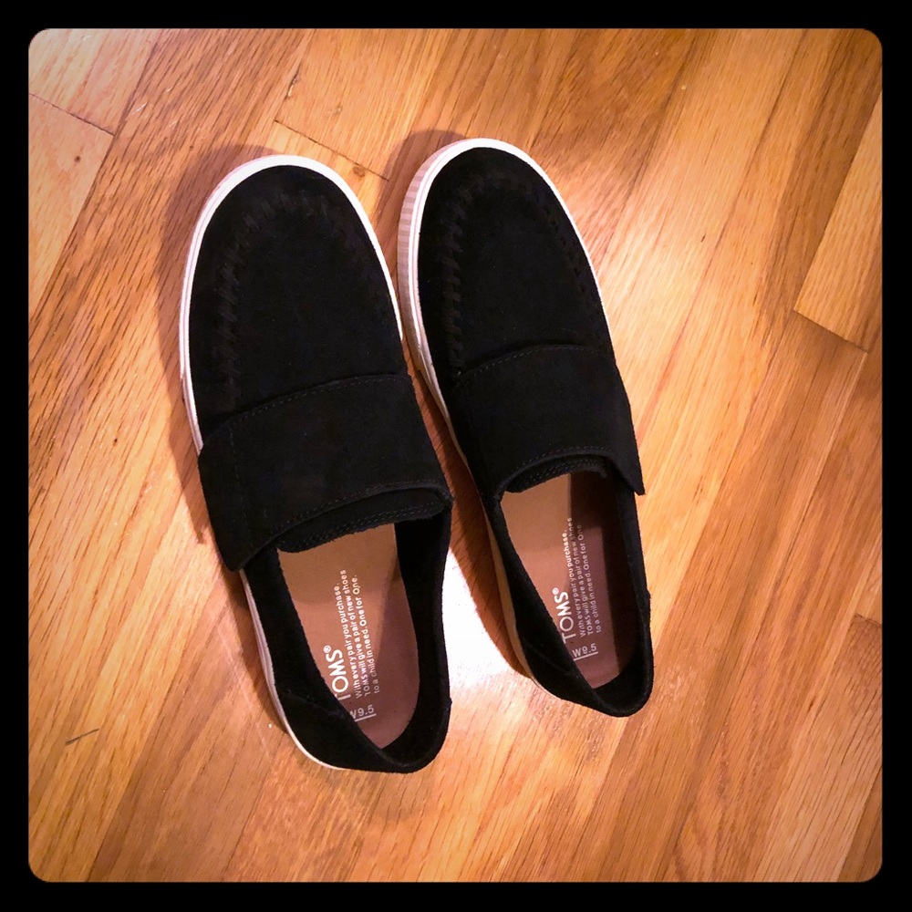 Woman’s toms
